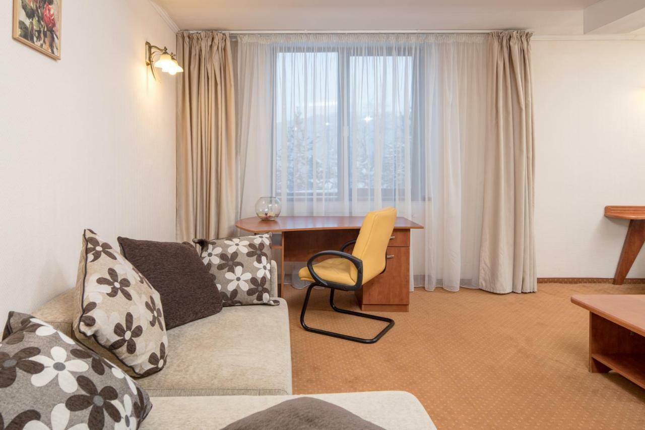 Hotel Rozmarin Predeal Exteriér fotografie