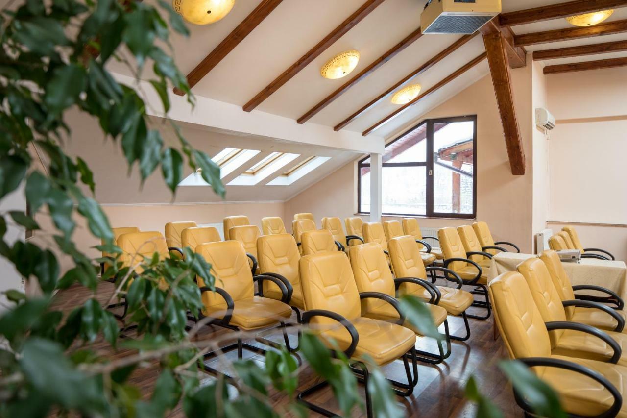 Hotel Rozmarin Predeal Exteriér fotografie